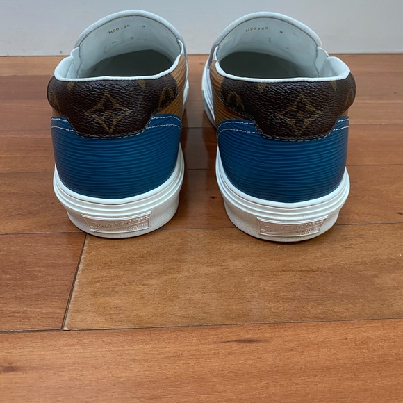 Authentic Louis Vuitton Sneakers - Picture 3 of 6